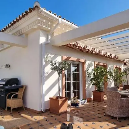 Mijas Golf Penthouse アパート Santa Fe de los Boliches